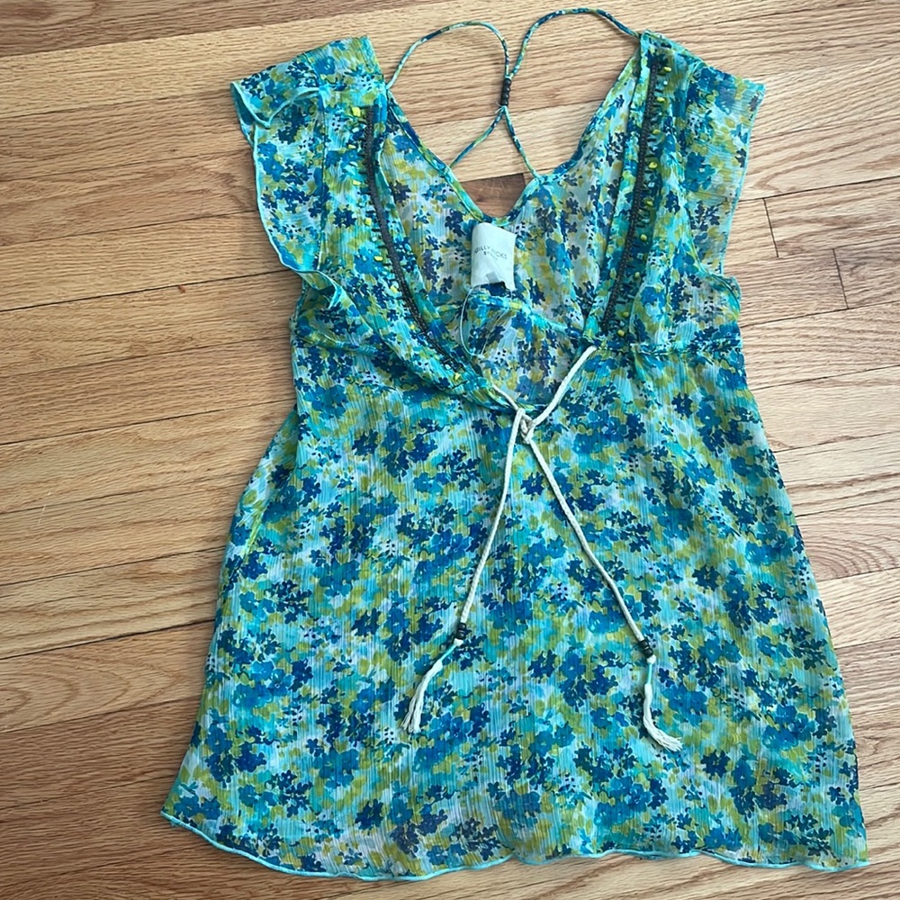 Gilly Hicks bathing suit cover up